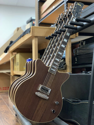 GUITARS + BASSES